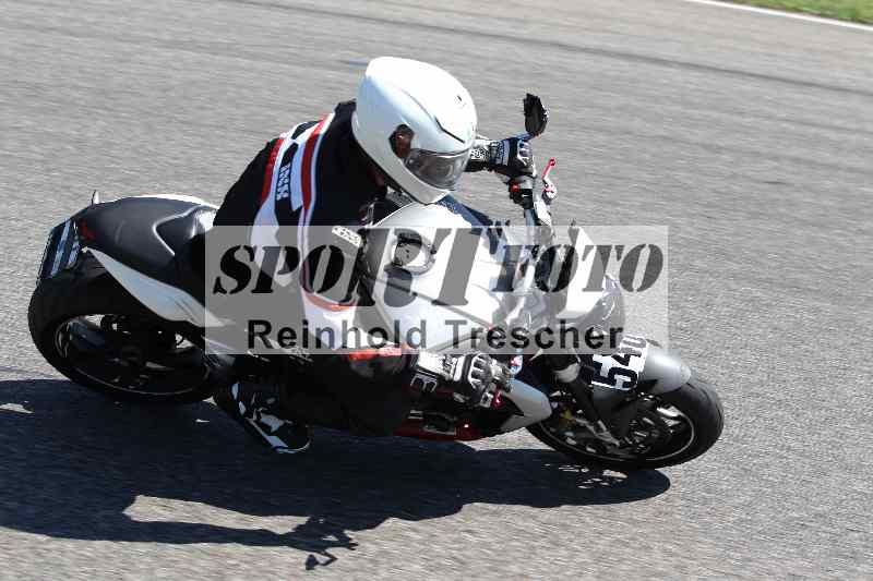 Archiv-2025/43 08.08.2025 Discover the Bike ADR/Bike 1 gruen/540